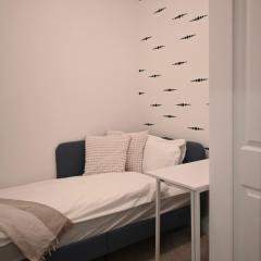 Stylish 2-Bedroom Condo - Premium Comfort, Central Location