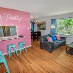 Super Cute Five Bedroom Home in Denver Perfect For Girls Trips