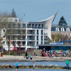 Apartment 29 "Heimathafen 29", Apartmenthaus Hafenspitze, Blickrichtung InnenstadtBinnenhafen