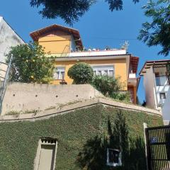 Casa mobiliada com jardim e vista no Centro de Friburgo