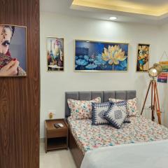 Ultra Luxury 1Bhk 1121 Flat By Bliss Stay