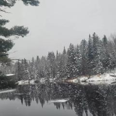 Le Jasmin chalet complet Rivière Kayak Nature