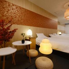 60平米で広々とした空間!本町駅から2分!心斎橋5分!大阪城20分!usj25分!10名宿泊可能