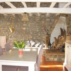Les Genêts