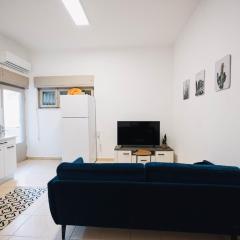Geula Beach- - 1Bedroom Seaside Apartment By Vacay