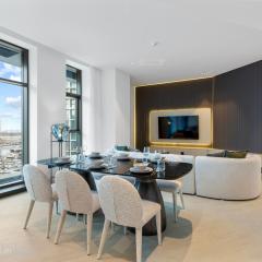 Luxe 2 Bedroom with Burj Khalifa and Canal Views