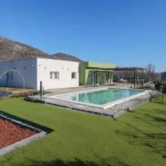 Pet Friendly Home In Zagvozd With Sauna