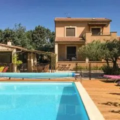 8 Bedroom Lovely Home In Vézénobres