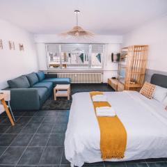 Modern Lux City Center Studio