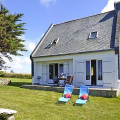 Holiday Home in Plozévet near Beaches