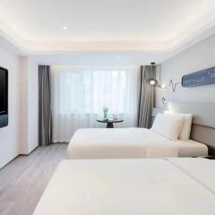 Atour Light Hotel Dalian Xinghai Square Hang Lung Shopping Center