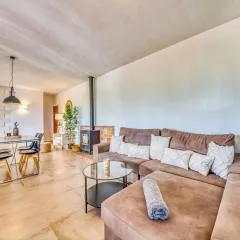 Finca in Mallorca with Private Pool & Views