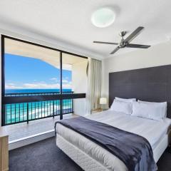 Breathtaking Ocean View 2 BDR Apartment by the Beach