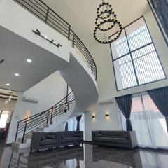Khoo Family Villa