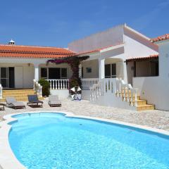 Casa Borboleta Gepflegte Villa mit Meerblick, großem Garten und Pool, Traumlage