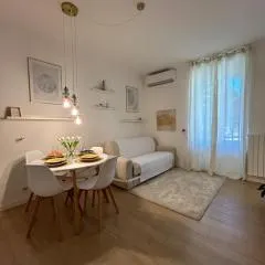V&C HOME RENTAL SPECIALIST Appartamenti fronte Lago Maggiore