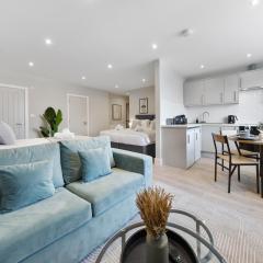 Warm & Welcoming Stay, Near Arnos Grove