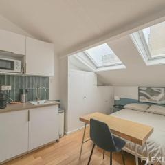 Paris 7e - Elegant Studio near Eiffel Tower & Seine