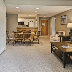 Riverview Condo at Rivergreen