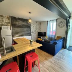 Appart 50M2 - 2 Chambres - Centre-Gare-Mer Plage à pied