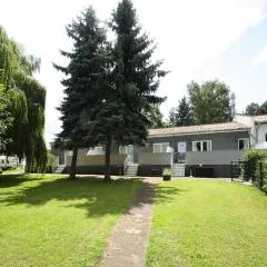 Terraced House by Lake Kummerow Natural Beach