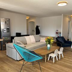 Port Frejus, 150 m de la plage, tres rare a la loc