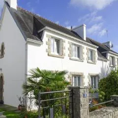 Apartment in Bénodet near Sandy Beaches