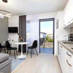 Luxury Studio Rim Tim