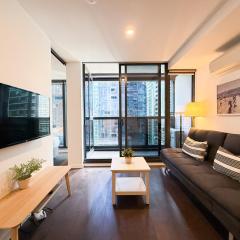 Modern Luxe Chic 2BR Near Southern Cross Station
