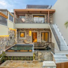 Villa Nicole - Private Pool & Rooftop Jacuzzi
