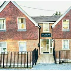 Port of Dover Lodge 20 sleeps