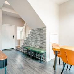 Full House HotTub Mins to UCF