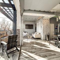 Colorado Spa Retreat _HOT TUB_SAUNA_downtown