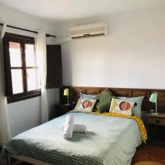 Hamlets Friends Rural House