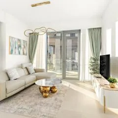 FIRST CLASS 2BR Modern Luxury with Canal Views