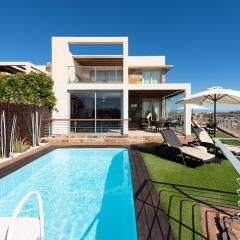 Tropical House sea views