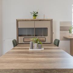 Cozy 3 Bedroom Apartment Coresi Mall