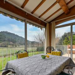 L’Écrin du Brulat - Jardin et vue montagnes