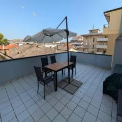 Flat with magnificent terrace