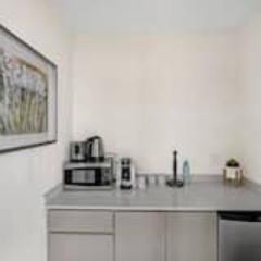 Eden Escape Walk to FLT Beach 1103