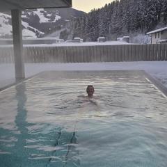 LH Suites Aparthotel - NEW since 2025