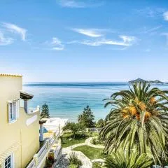 Flora House Corfu Apartments Resort