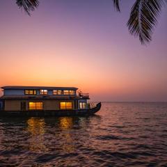 Cee Pee House Boats