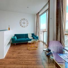 1 Bed City Studio Sleeps 3 - Wifi Views