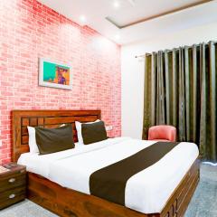 Hotel Aastha Shree Dham