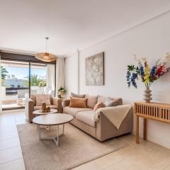Apartment in Estepona Sunset Golf with Pool & Parking - Near the Beach
