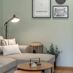 River Apartment I Cozy & elegant apartment for 4 with private parking