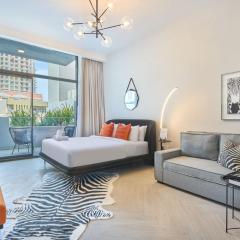 Stylish Studio Retreat Modern Stay in JVC