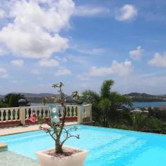 Maison accueillante à La Trinité avec piscine partagée 55 m²