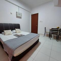 Alam Sanjung Stop Centre